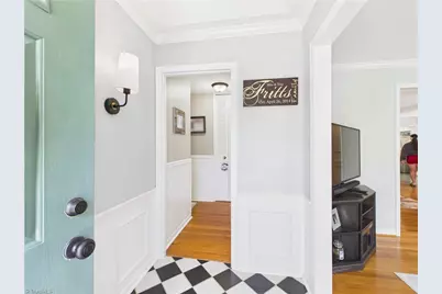 1600 Gracewood Drive, Greensboro, NC 27408 - Photo 8