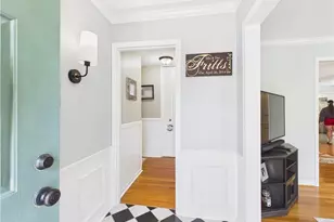 1600 Gracewood Dr, Greensboro, NC 27408 - Photo 8