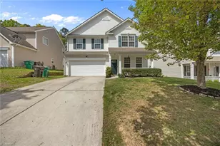2211 Rindle Dr, High Point, NC 27262 - Photo 2