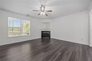 2211 Rindle Dr, High Point, NC 27262 - Photo 10