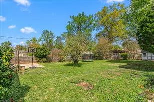 520 Idlewild Ave, Greensboro, NC 27410 - Photo 38