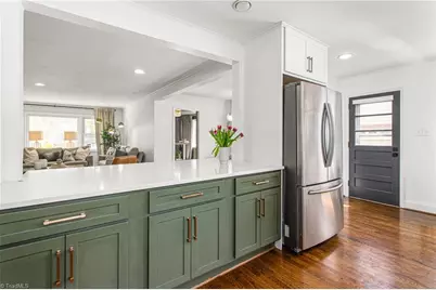 520 Idlewild Avenue, Greensboro, NC 27410 - Photo 8