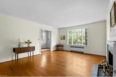 812 Dover Road, Greensboro, NC 27408 - Photo 8