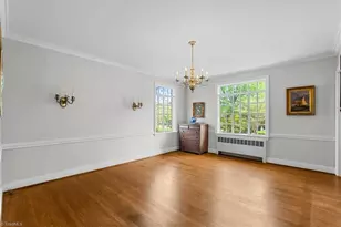 812 Dover Rd, Greensboro, NC 27408 - Photo 18