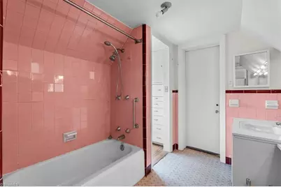 812 Dover Road, Greensboro, NC 27408 - Photo 36