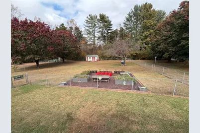 130 Winchester Drive, King, NC 27021 - Photo 2