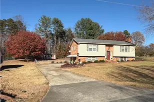 130 Winchester Dr, King, NC 27021 - Photo 6
