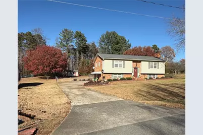 130 Winchester Drive, King, NC 27021 - Photo 2