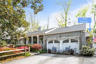 3203 Edgewater Dr, Greensboro, NC 27403 - Photo 2