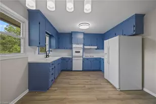 207 Chestnut Ln, Winston-Salem, NC 27107 - Photo 12