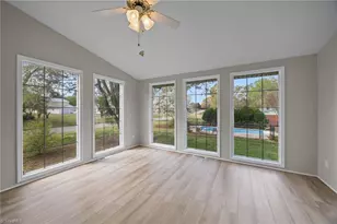 207 Chestnut Ln, Winston-Salem, NC 27107 - Photo 8