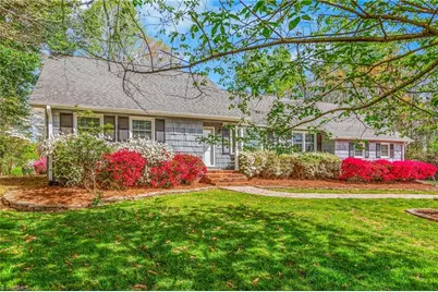 131 Ridge Street, Jonesville, NC 28642 - Photo 2