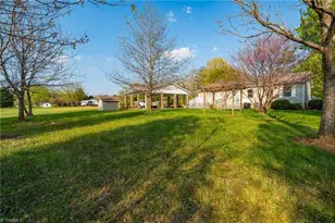 5150 Paramount Rd, Pfafftown, NC 27040 - Photo 36