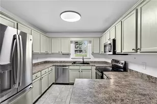 3971 Meadow Ridge Ct, Asheboro, NC 27205 - Photo 16