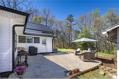 6601 E Old US Highway 421, East Bend, NC 27018 - Photo 6