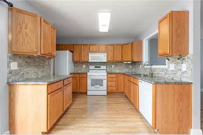 1414 Collins Drive #A4, Burlington, NC 27215 - Photo 8