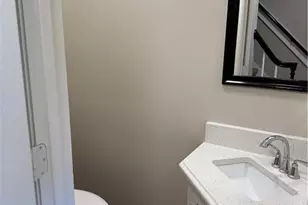 704 Meadowgreen Village Dr, Eden, NC 27288 - Photo 4