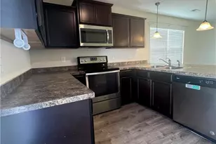 7361 Garett Park Dr, Whitsett, NC 27377 - Photo 4