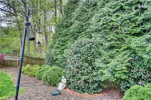 4025 Shadetree Dr, Winston-Salem, NC 27107 - Photo 48