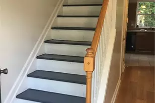 3703 Queenswood Ln, Jamestown, NC 27282 - Photo 4