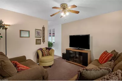 4013 Oak Ridge Drive, Winston-Salem, NC 27105 - Photo 8