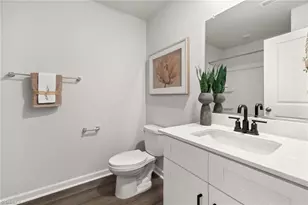 1729 University Dr, Burlington, NC 27215 - Photo 12