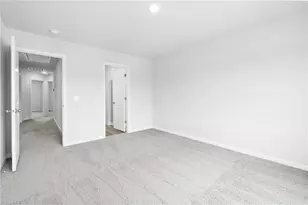 1729 University Dr, Burlington, NC 27215 - Photo 32