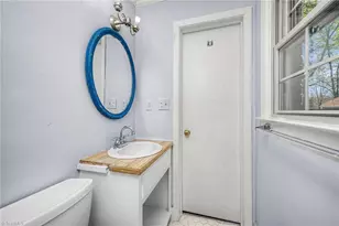 1205 Robin Hood Rd, High Point, NC 27262 - Photo 30