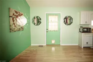 627 Fernway Dr, Burlington, NC 27217 - Photo 6