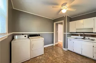 2739 Konnoak Dr, Winston-Salem, NC 27127 - Photo 4