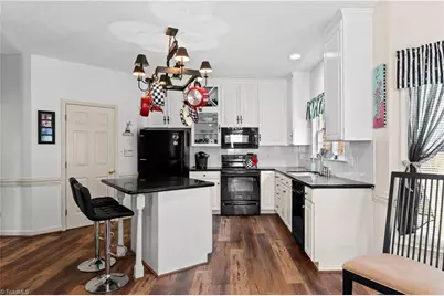 3625 Oak Chase Drive, High Point, NC 27265 - Photo 18