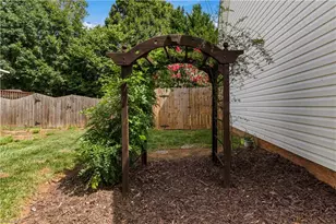 3625 Oak Chase Dr, High Point, NC 27265 - Photo 44