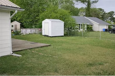 500 Dennis Road, Jacksonville, NC 28546 - Photo 16