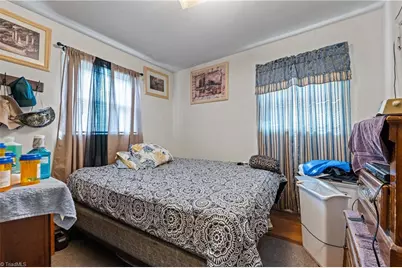 1006 Beaumont Avenue, Greensboro, NC 27401 - Photo 14