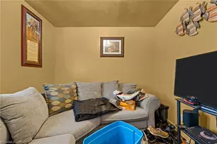 1006 Beaumont Ave, Greensboro, NC 27401 - Photo 10