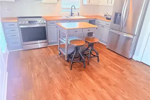 930 Hazelwood Dr, Winston-Salem, NC 27103 - Photo 4