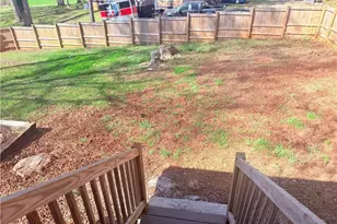 930 Hazelwood Dr, Winston-Salem, NC 27103 - Photo 36