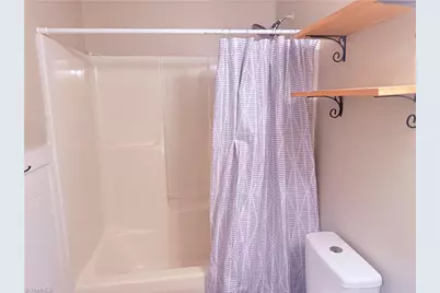 930 Hazelwood Drive, Winston-Salem, NC 27103 - Photo 28