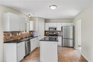 705 Topsail Dr, Browns Summit, NC 27214 - Photo 10