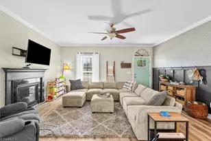 6015 Dehaven Rd, Pleasant Garden, NC 27313 - Photo 8