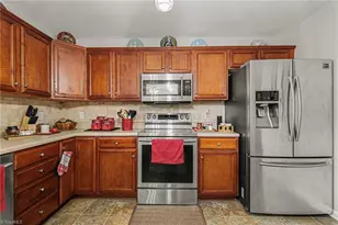 4206 Bentley Dr, Randleman, NC 27317 - Photo 12