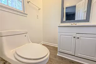 3 Woodlake Ct, Greensboro, NC 27406 - Photo 16