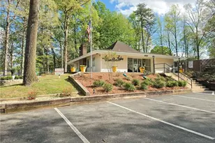 3 Woodlake Ct, Greensboro, NC 27406 - Photo 20