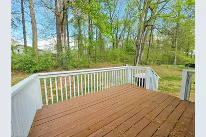 3 Woodlake Court, Greensboro, NC 27406 - Photo 18