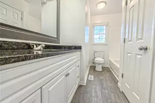 3 Woodlake Ct, Greensboro, NC 27406 - Photo 12