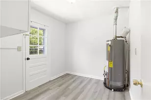 5401 Mcnairy Dr, Greensboro, NC 27455 - Photo 28