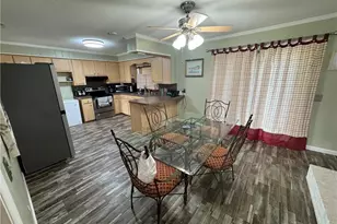 215 Freeman St, Dobson, NC 27017 - Photo 30