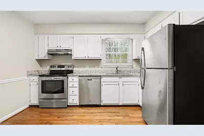 7132 Avenbury Circle, Kernersville, NC 27284 - Photo 6