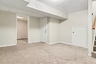 7132 Avenbury Cir, Kernersville, NC 27284 - Photo 20