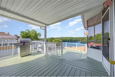 125 Maple Street, New London, NC 28127 - Photo 16